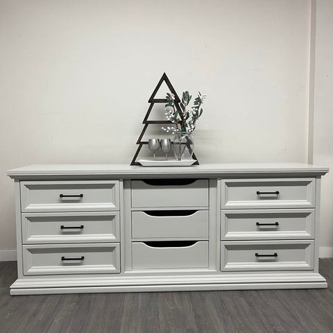 Shiplap Buffet