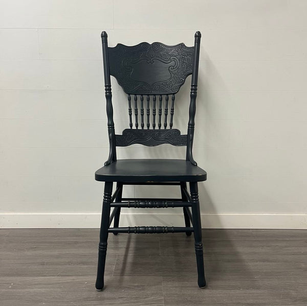 6 Farmhouse Pressed Back Dining Chairs