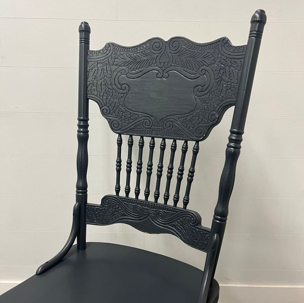 6 Farmhouse Pressed Back Dining Chairs