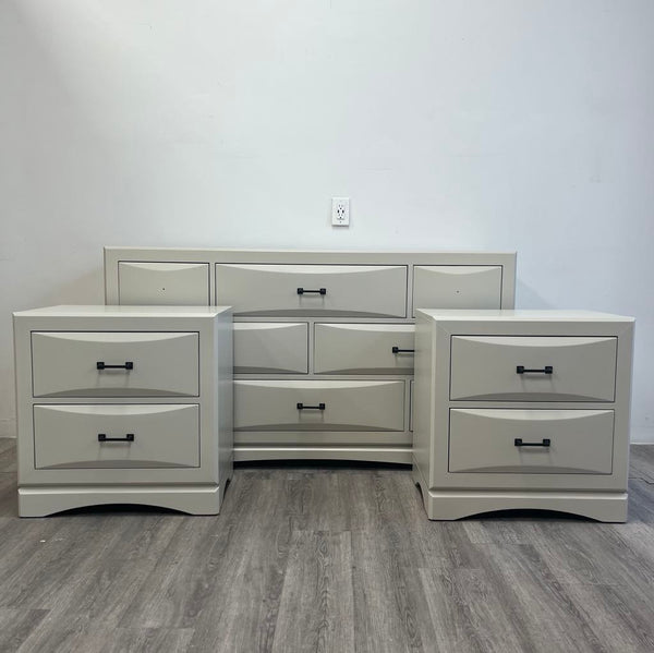 Antique White
