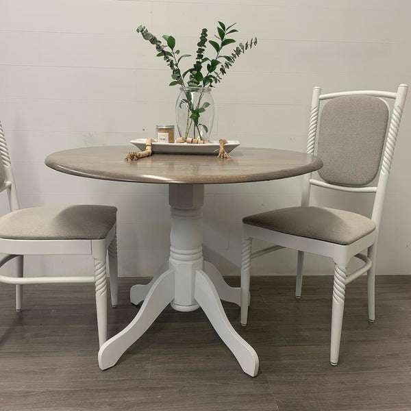 3 Piece Crystal Mountain Dining Set