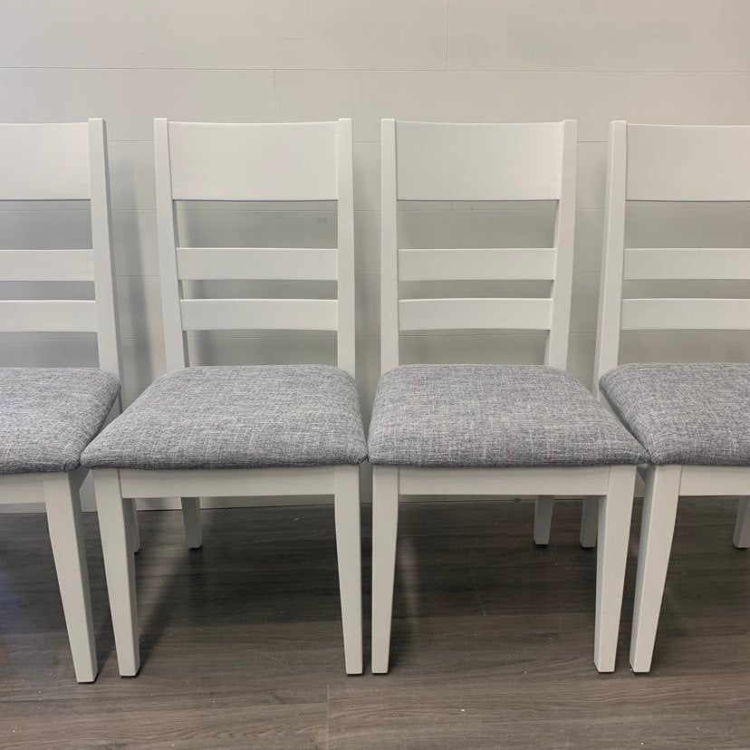 4 Crystal Mountain Chairs