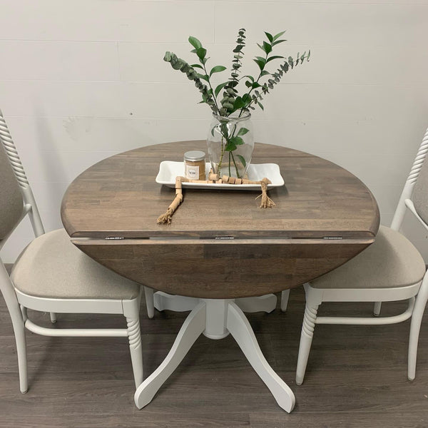 3 Piece Crystal Mountain Dining Set