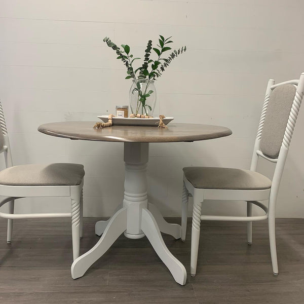 3 Piece Crystal Mountain Dining Set